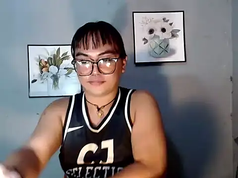 Asianblk_barbiedoll 在線直播表演