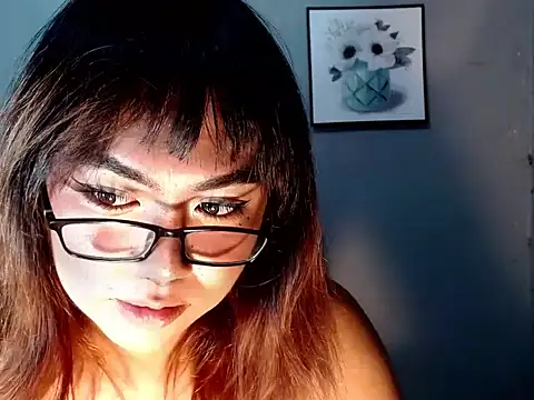 Asianblk_barbiedoll 网络视讯表演