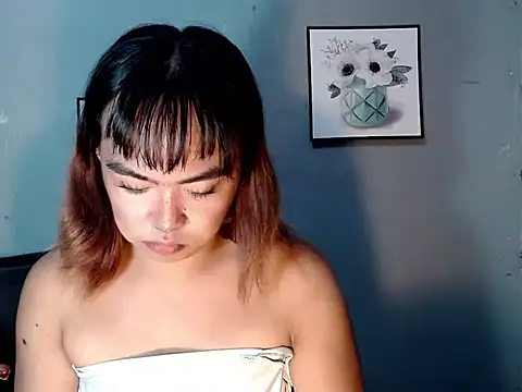 Asianblk_barbiedollのウェブカメラショー