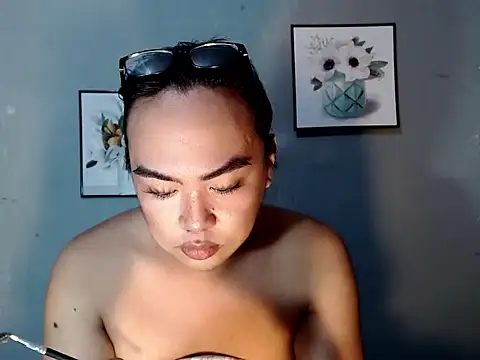 Asianblk_barbiedoll webkamerás műsora