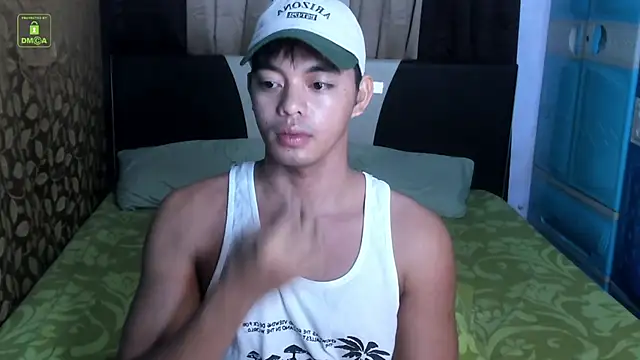 Crazyasiancum1 Show Webcam