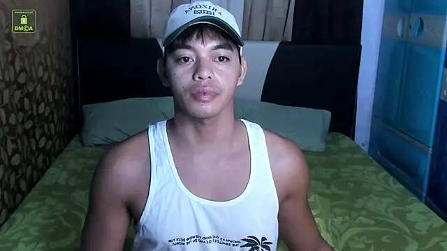 Crazyasiancum1 在線直播表演
