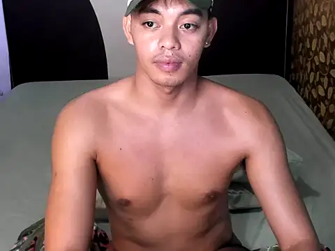 Crazyasiancum1 Show Webcam