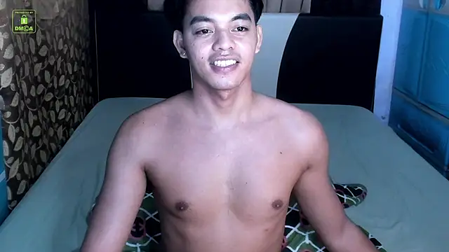 Crazyasiancum1 Show Webcam