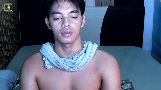 Crazyasiancum1のウェブカメラショー