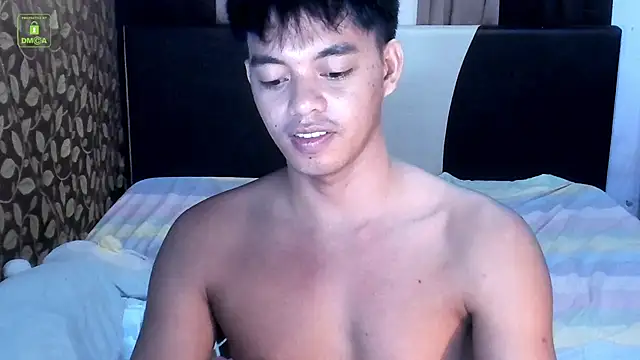 Crazyasiancum1 在線直播表演
