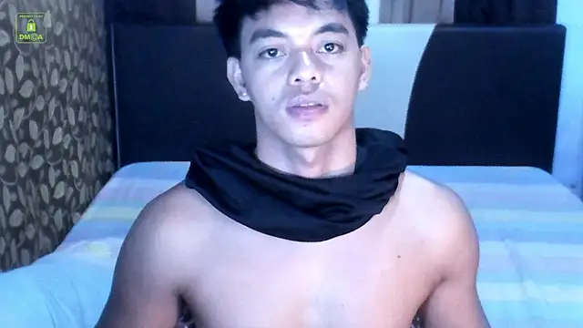 Webkamerová show Crazyasiancum1