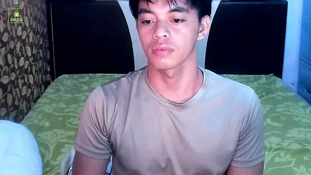 Crazyasiancum1 Show Webcam