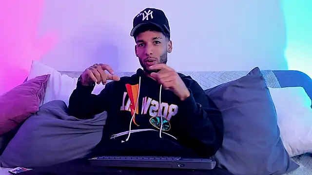Thiagoferreti Webcamshow