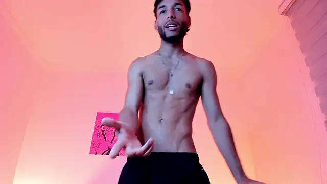 Thiagoferreti Show in webcam