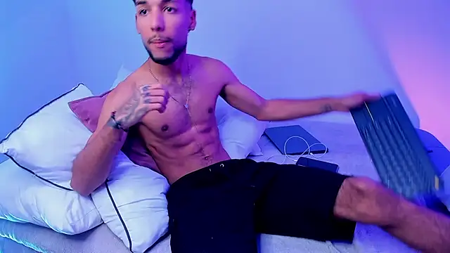 Chatroom XXX en direct de Thiagoferreti