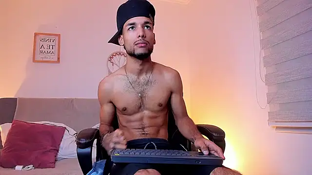 Thiagoferreti Webcam show