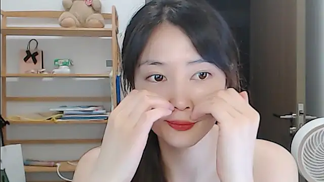 Mimi-cnbaby's Live XXX Chat