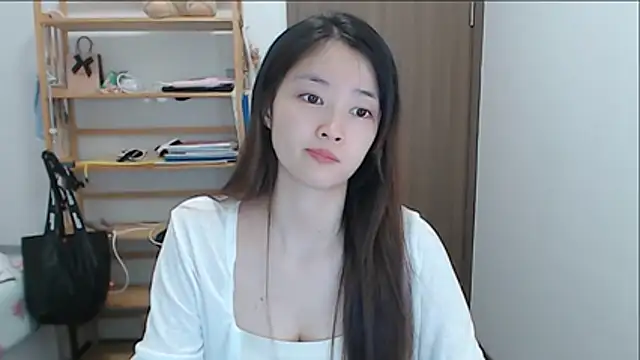Chat XXX en directo de Mimi-cnbaby