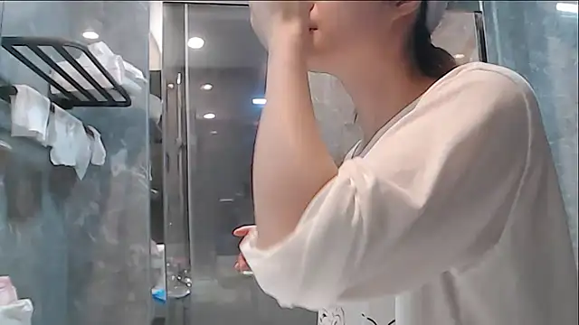 Chat XXX en directo de Mimi-cnbaby