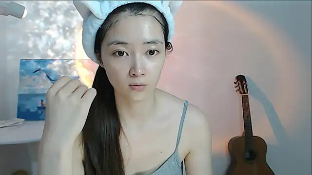 Mimi-cnbaby Chat XXX in diretta