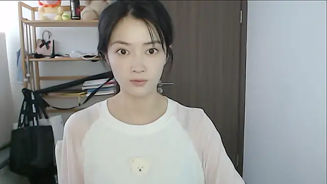 Mimi-cnbaby 网络视讯表演