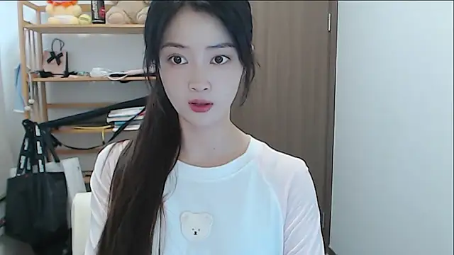 Mimi-cnbaby's Live XXX Chat