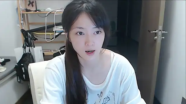 Mimi-cnbaby's Live XXX Chat