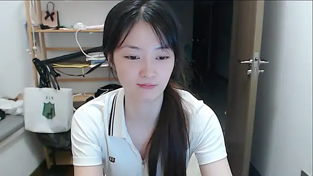 Mimi-cnbaby's Live XXX Chat