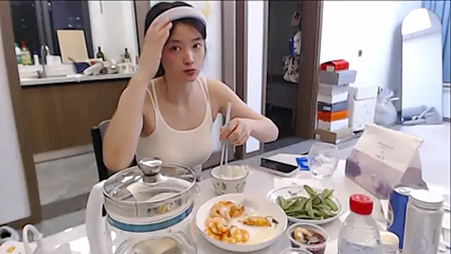 Mimi-cnbaby Obrolan Langsung XXX