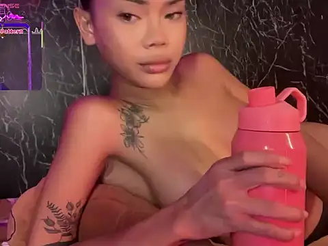 ur_holly_lexie 웹캠 쇼