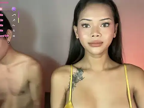 ur_holly_lexie 웹캠 쇼