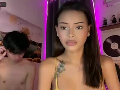 ur_holly_lexie 网络视讯表演