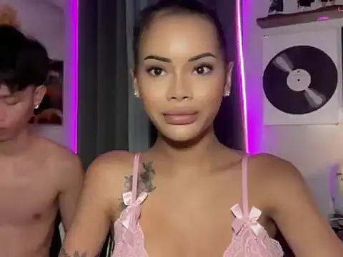 ur_holly_lexie Pertunjukan Webcam