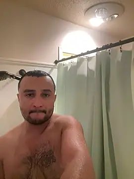H_Lopez713 Show in webcam