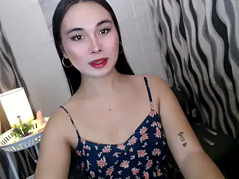 Pokazy przed kamerką – Sexyhot_chloe