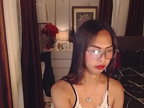 Nathalieheartt 网络视讯表演