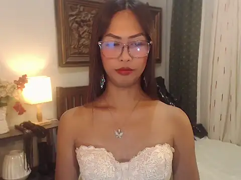 Nathalieheartt 网络视讯表演