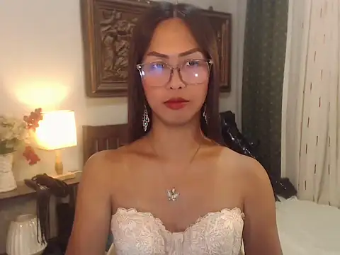 Nathalieheartt 网络视讯表演