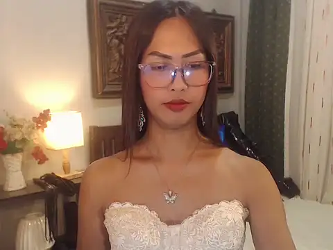 Show de Nathalieheartt na webcam