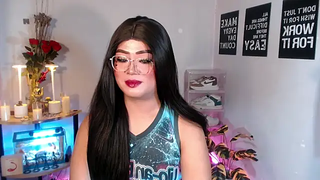 YourSweet-mich's Webcam Show