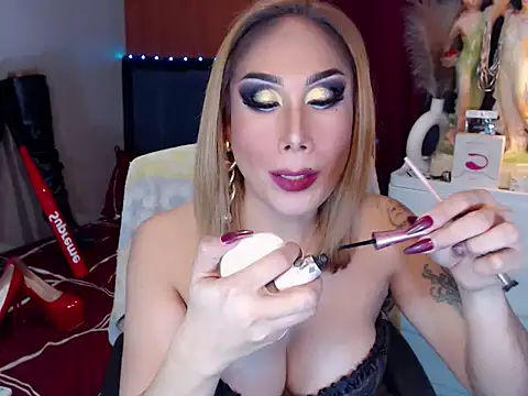 Show modela Allysonevanns na web-kameri