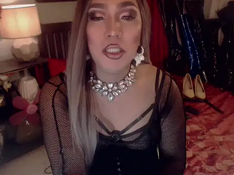 SamanthaAlmazoran Webbikameraesitys