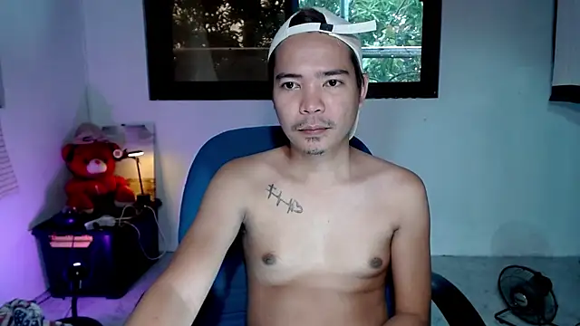 MANIACasianX Pertunjukan Webcam