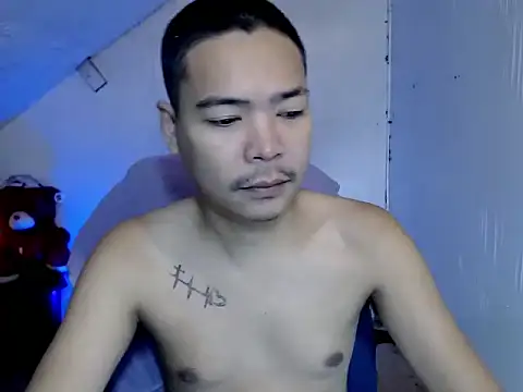 MANIACasianX: вебкам-шоу