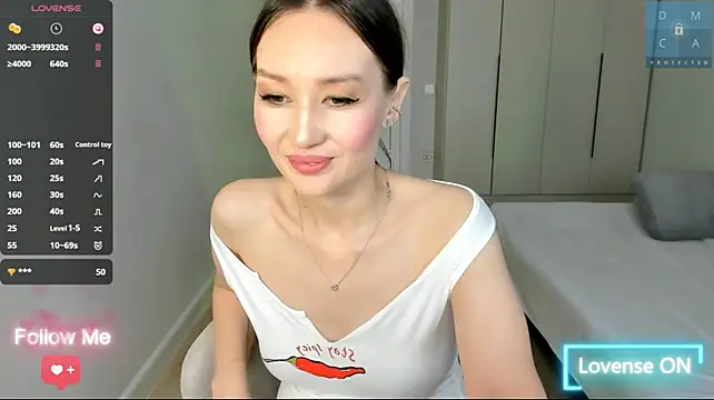 Živý XXX chat MinaDiamondd