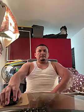 Benjacabo's Live XXX Chat