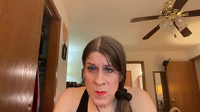 AliceSpectrum: διαδικτυακό σόου στην κάμερα