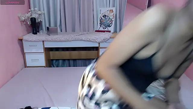 LadyVeloura Pertunjukan Webcam