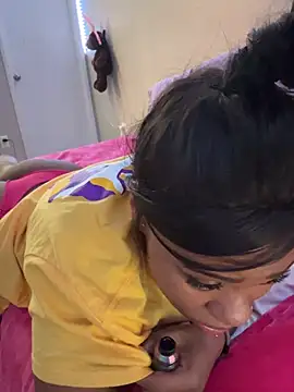 honeyJaey XXX чат на живо
