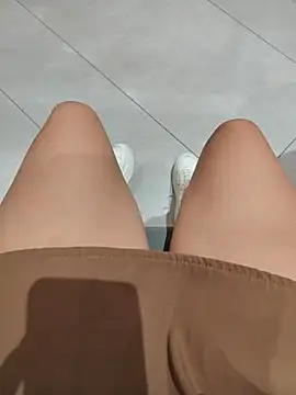Ori-Lynk webcam show