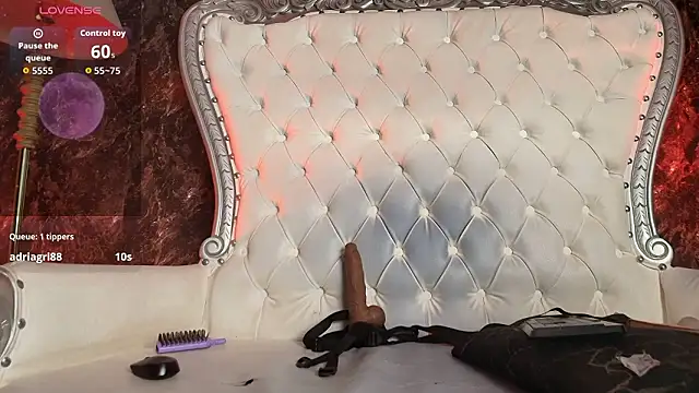 MirandaSould's Webcam Show