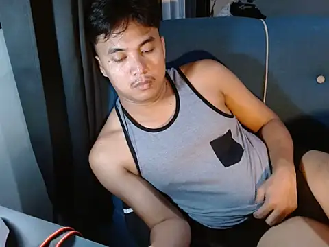 urbigcock_andrie 网络视讯表演