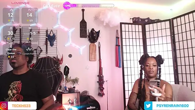 Show modela SamAndKat na web-kameri