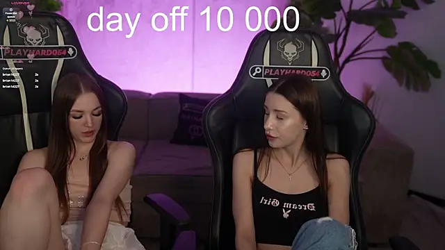 Selena_Glow Webcam-Show